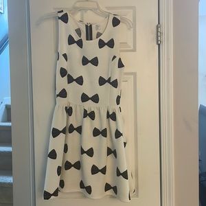 H&M White dress with black bows - back zipper detail, size medium